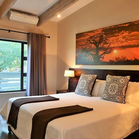 Bushveld Terrace Safari Hotel, Lodge & Spa ファラボルワ エクステリア 写真