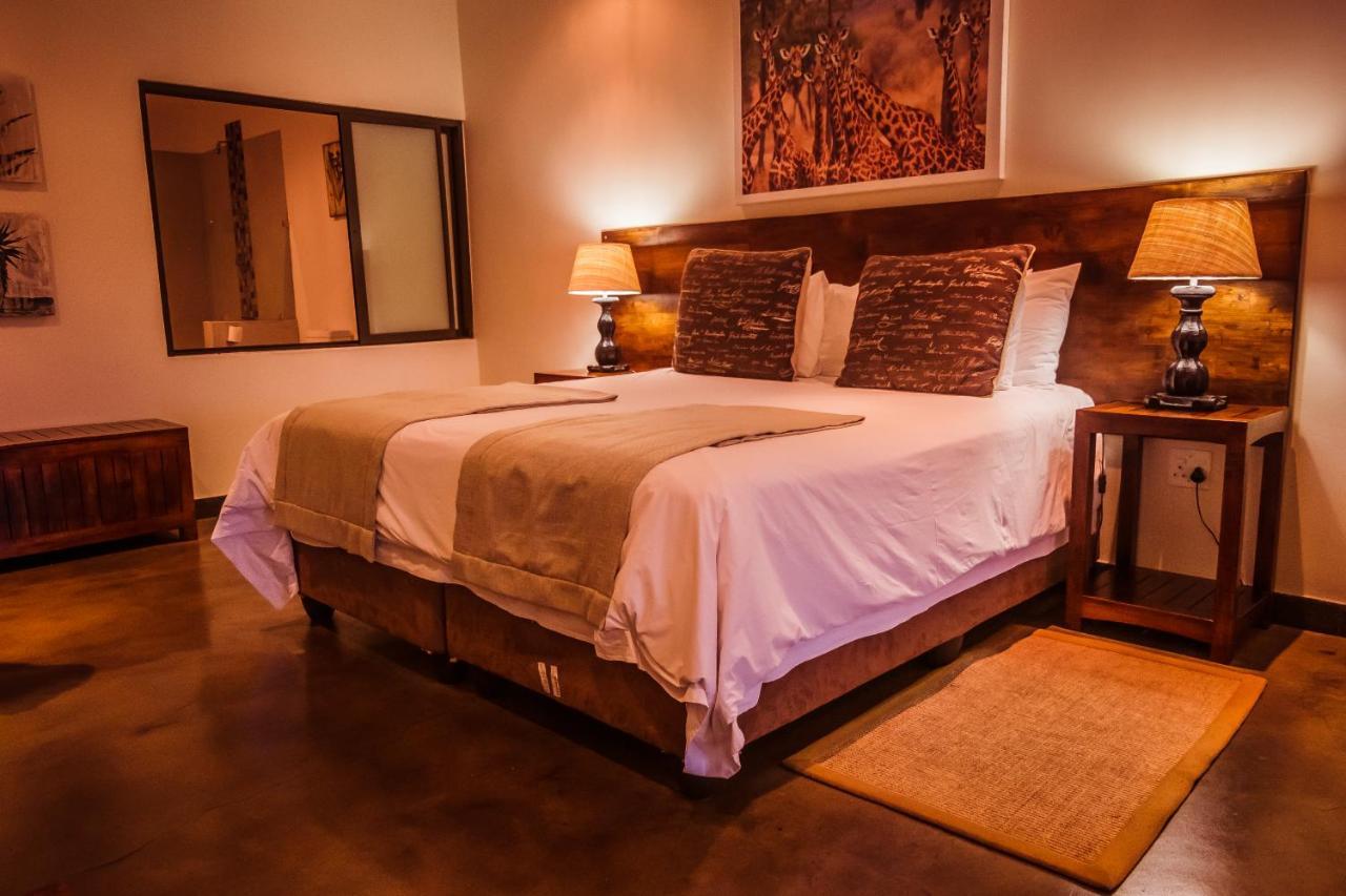 Bushveld Terrace Safari Hotel, Lodge & Spa ファラボルワ エクステリア 写真