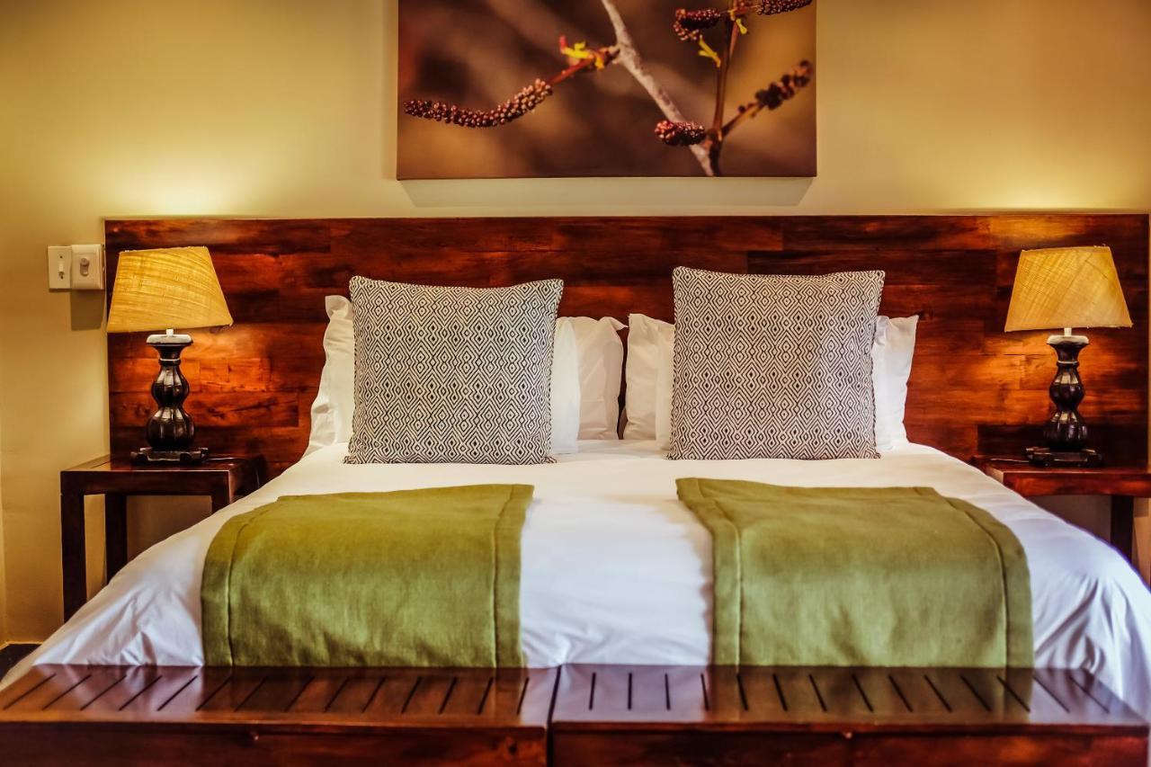Bushveld Terrace Safari Hotel, Lodge & Spa ファラボルワ エクステリア 写真
