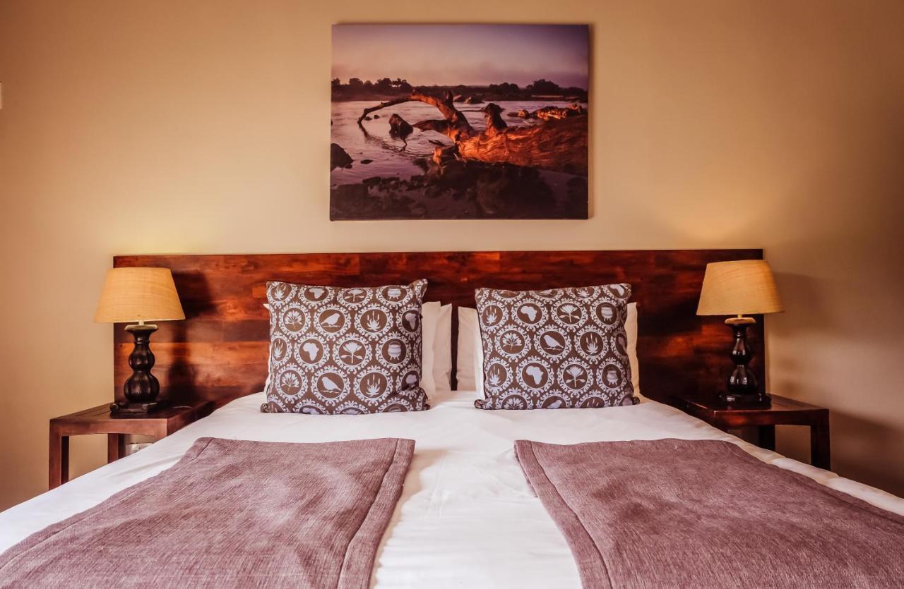 Bushveld Terrace Safari Hotel, Lodge & Spa ファラボルワ エクステリア 写真