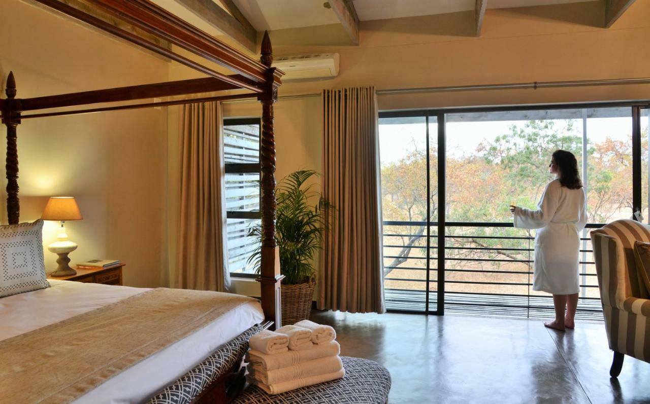 Bushveld Terrace Safari Hotel, Lodge & Spa ファラボルワ エクステリア 写真