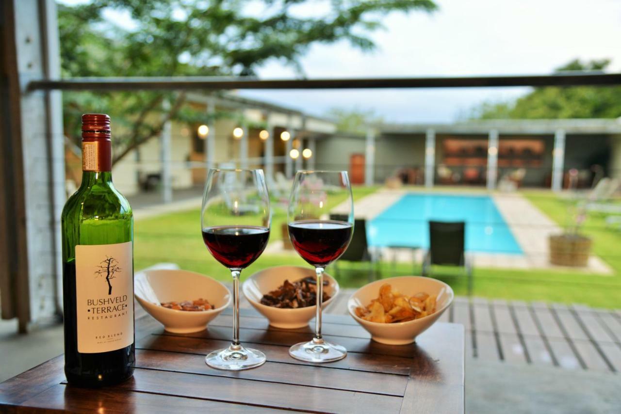 Bushveld Terrace Safari Hotel, Lodge & Spa ファラボルワ エクステリア 写真